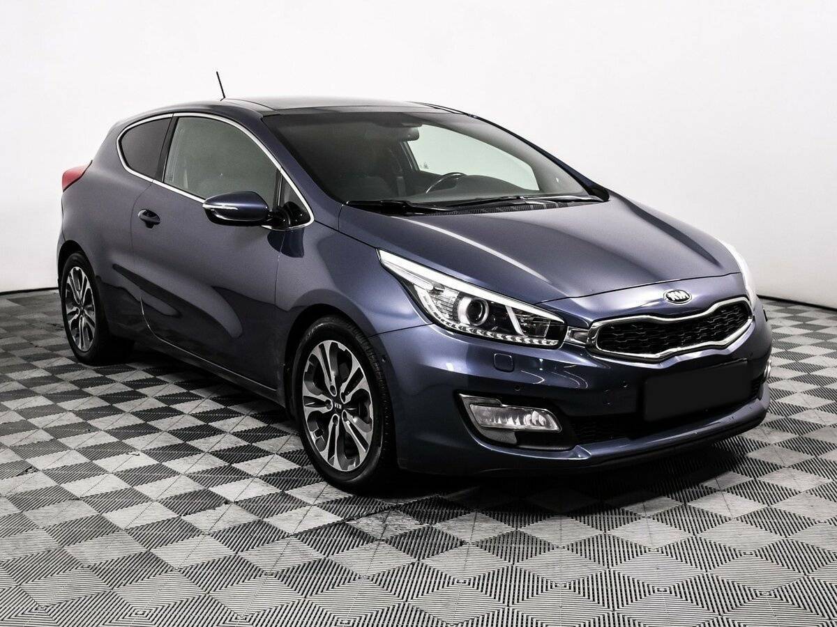 Kia Ceed б/у, 2014, Автоматическая. Фото: #2