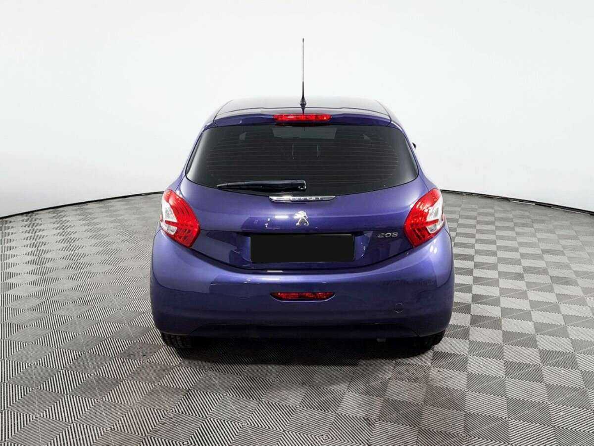 Peugeot 208 б/у, 2013, Автоматическая. Фото: #5