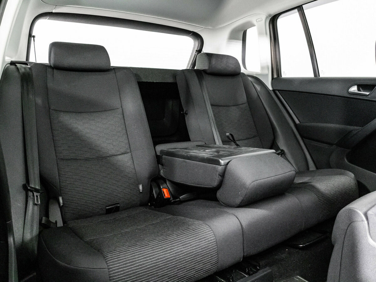 Volkswagen Tiguan б/у, 2014, Механическая. Фото: #16