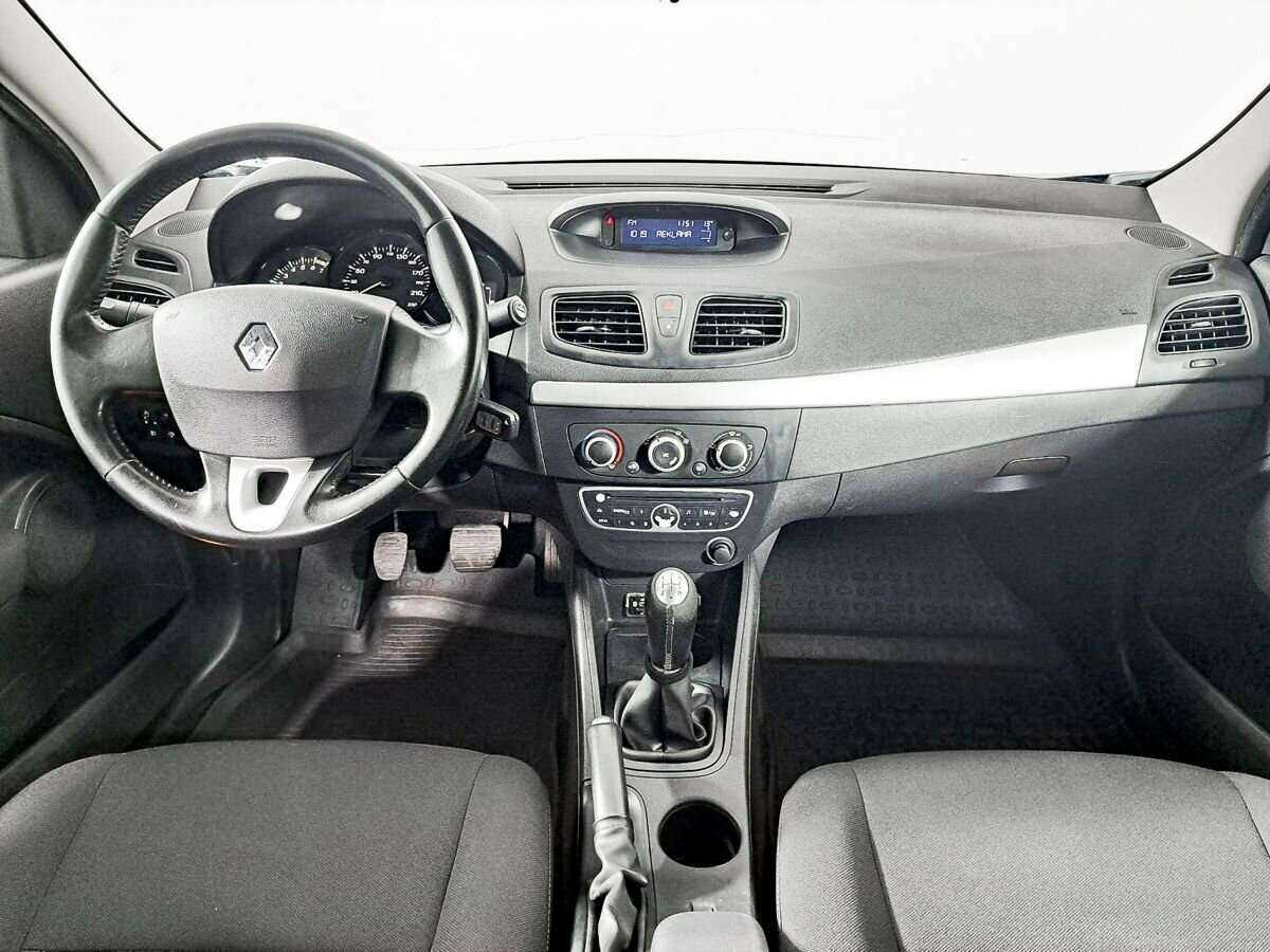 Renault Fluence б/у, 2012, Механическая. Фото: #11