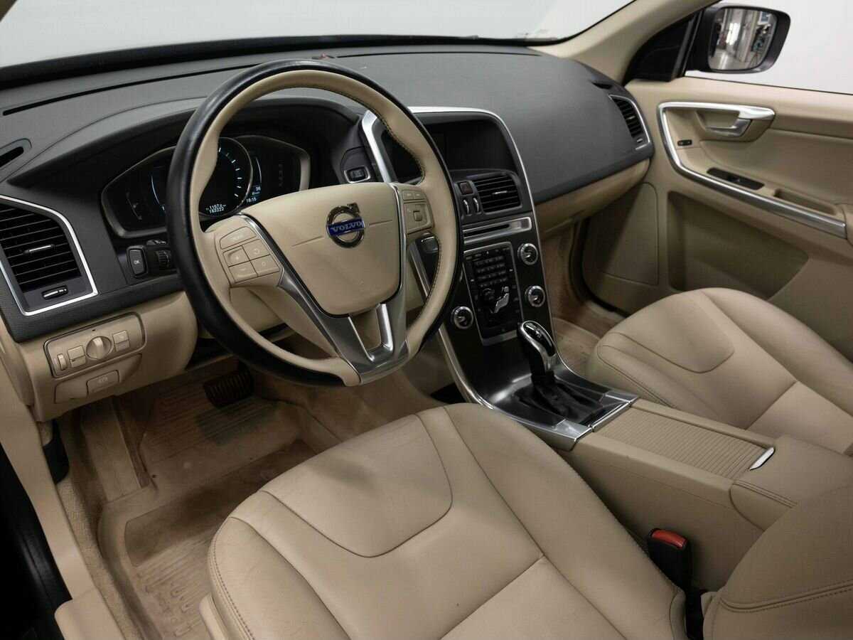 Volvo XC60 б/у, 2014, Автоматическая. Фото: #8