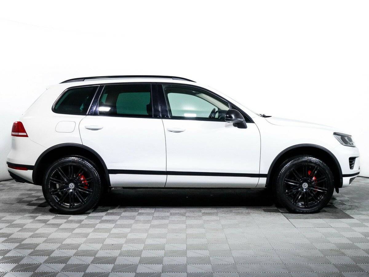 Volkswagen Touareg б/у, 2015, Автоматическая. Фото: #3