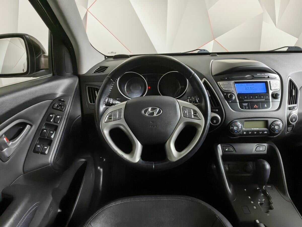 Hyundai ix35 б/у, 2013, Автоматическая. Фото: #12