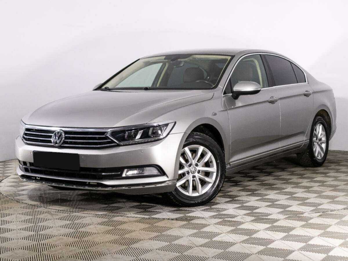 Volkswagen Passat б/у, 2017, Роботизированная. Посмотреть фото
