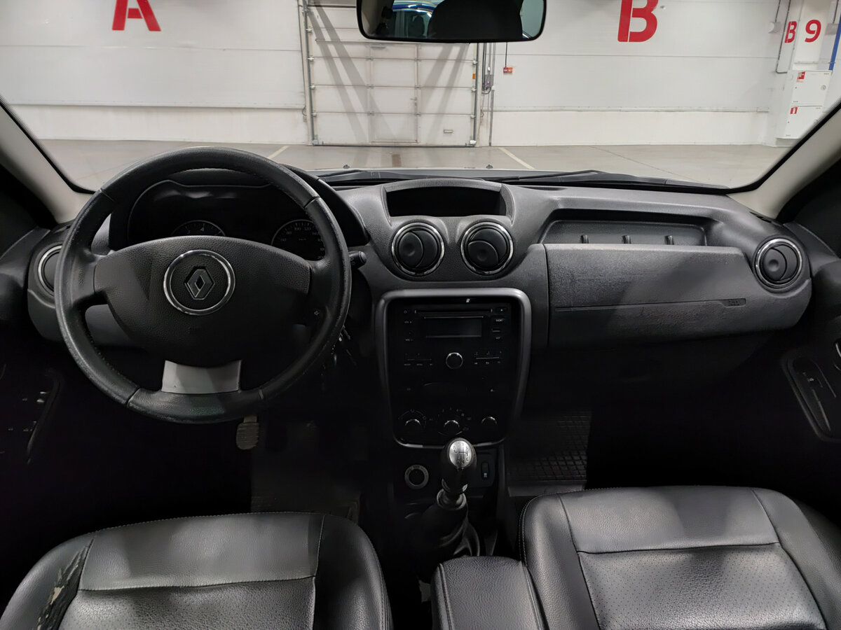 Renault Duster б/у, 2012, Механическая. Фото: #13