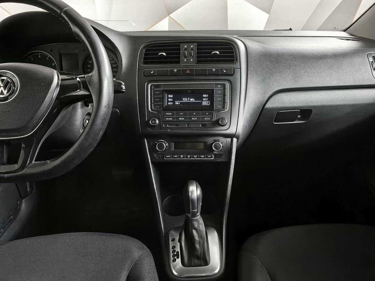 Volkswagen Polo б/у, 2016, Автоматическая. Фото: #10