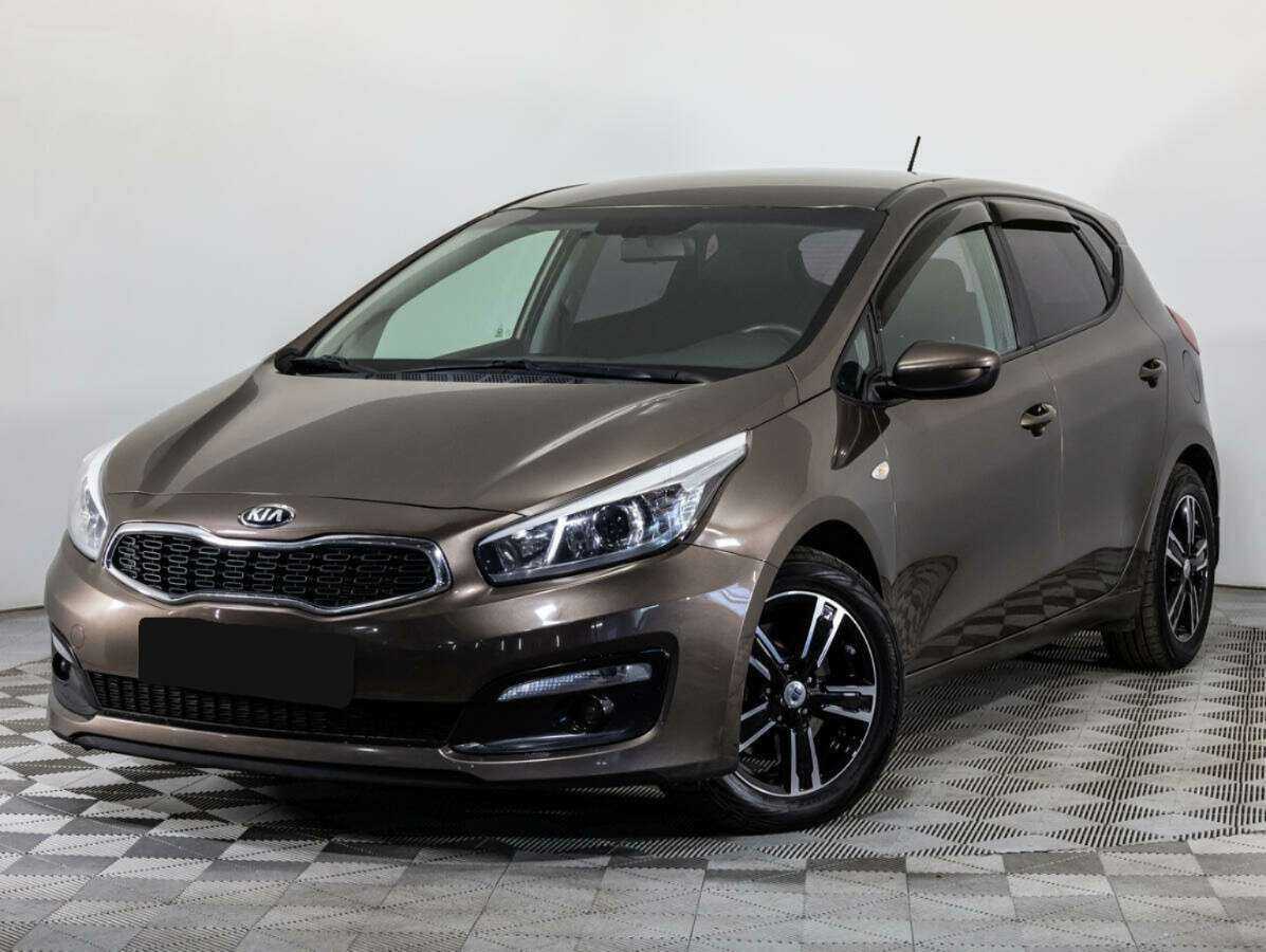 Kia Ceed б/у, 2015, Автоматическая. Фото: #0