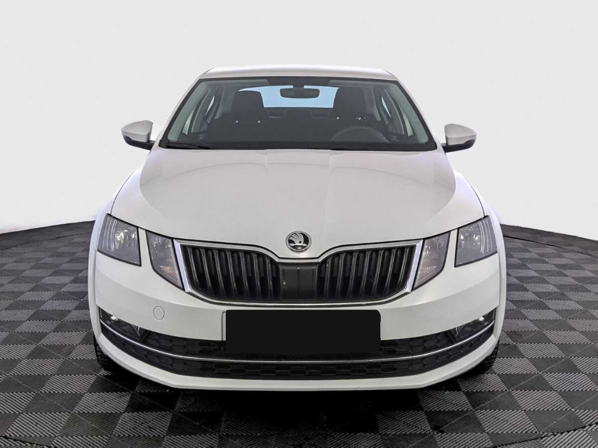 Skoda Octavia б/у, 2019, Механическая. Фото: #1