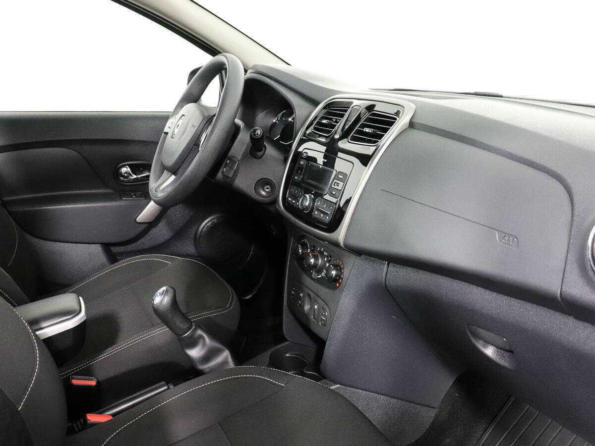 Renault Logan б/у, 2018, Механическая. Фото: #6