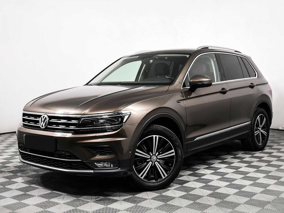 Volkswagen Tiguan б/у, 2017, Роботизированная. Посмотреть фото