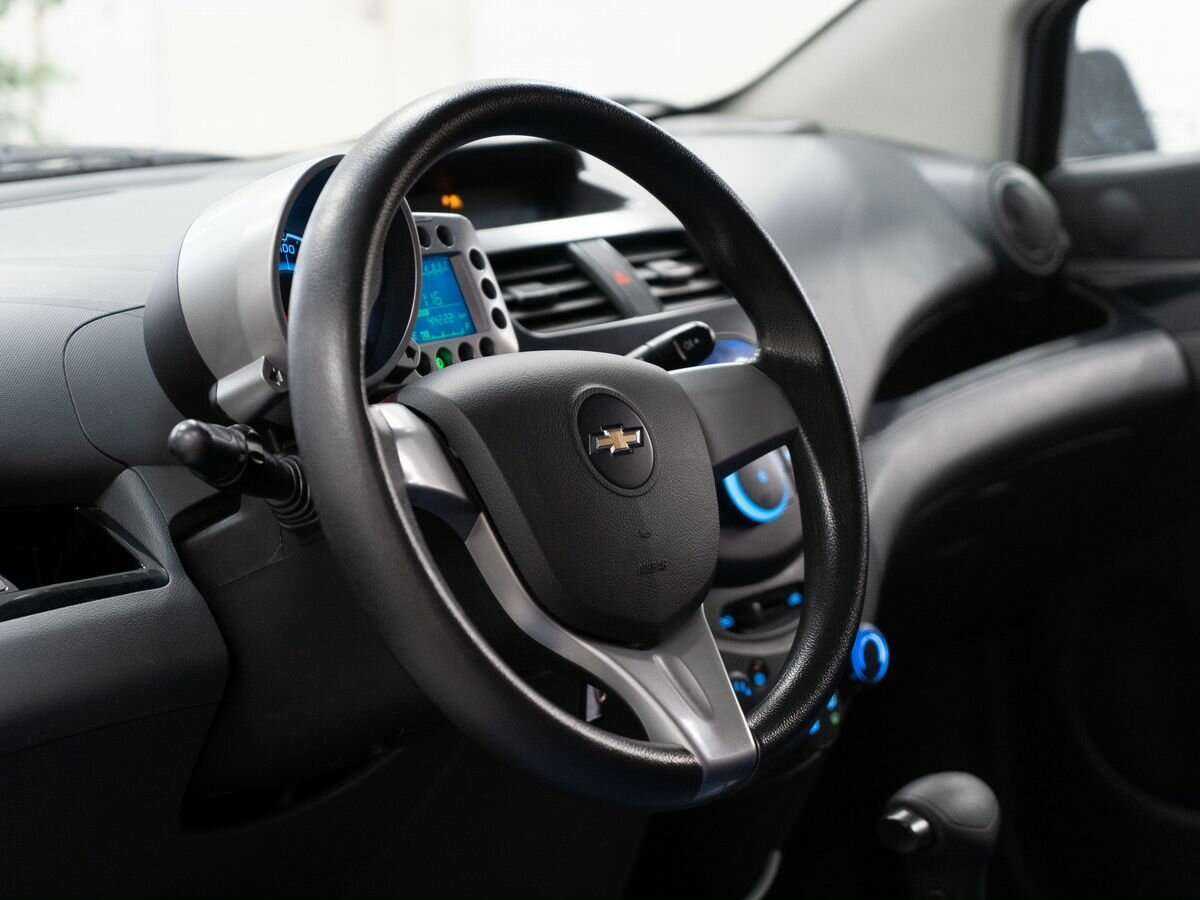Chevrolet Spark б/у, 2013, Автоматическая. Фото: #4