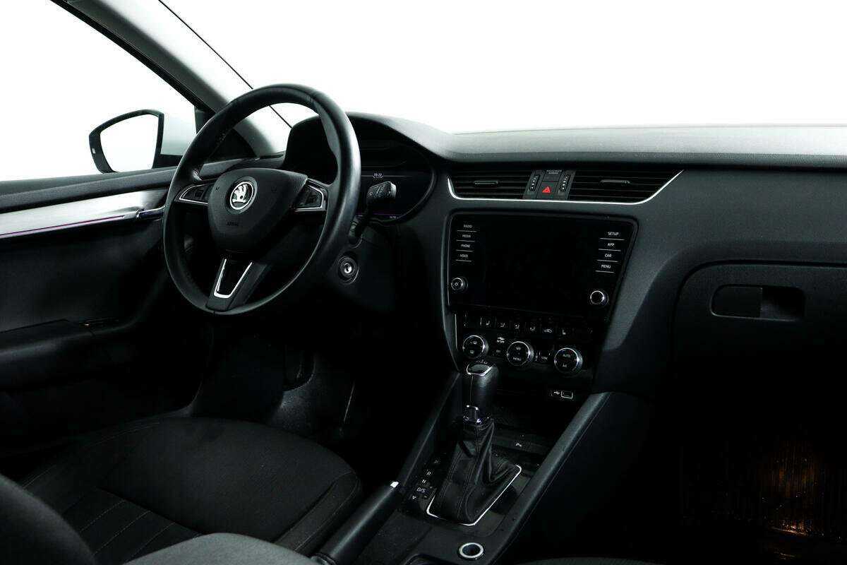 Skoda Octavia б/у, 2018, Роботизированная. Фото: #8