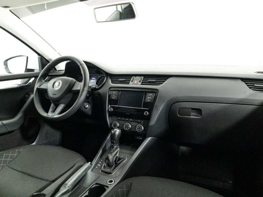 Skoda Octavia б/у, 2018, Автоматическая. Фото: #8