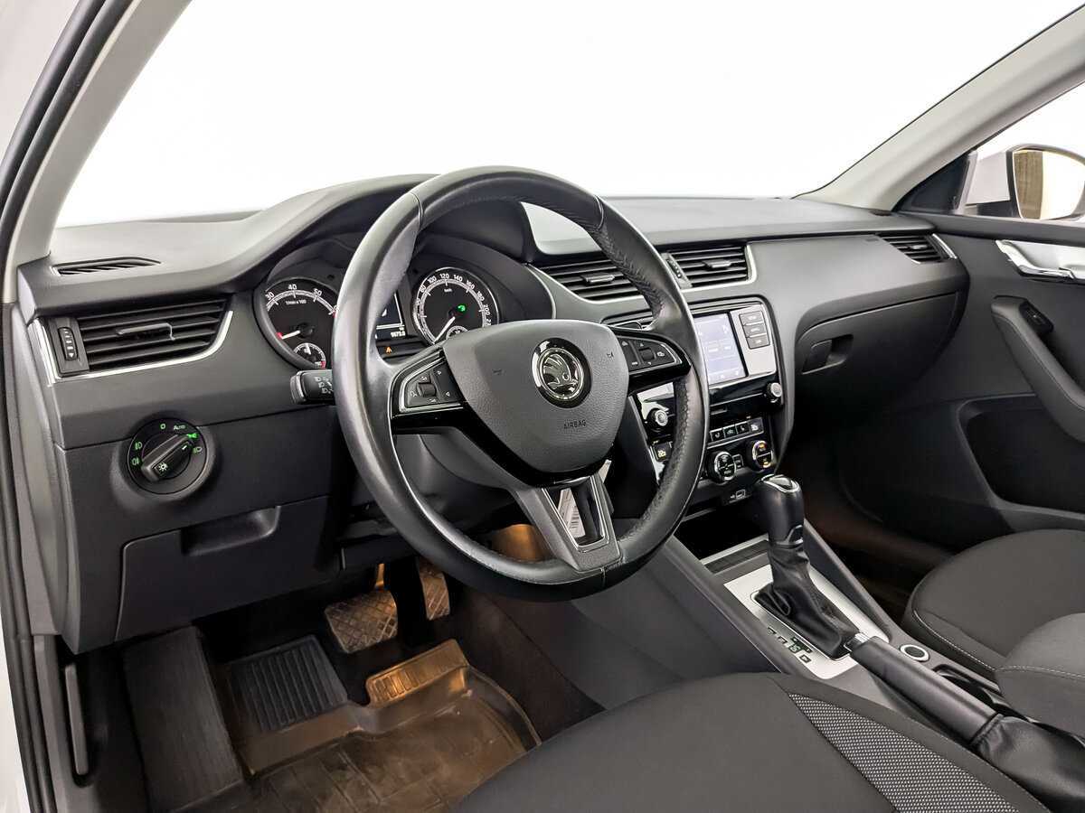 Skoda Octavia б/у, 2018, Автоматическая. Фото: #15