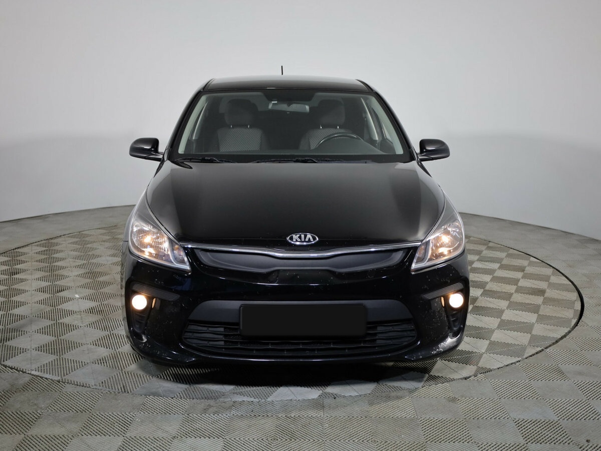 Kia Rio б/у, 2017, Автоматическая. Фото: #1