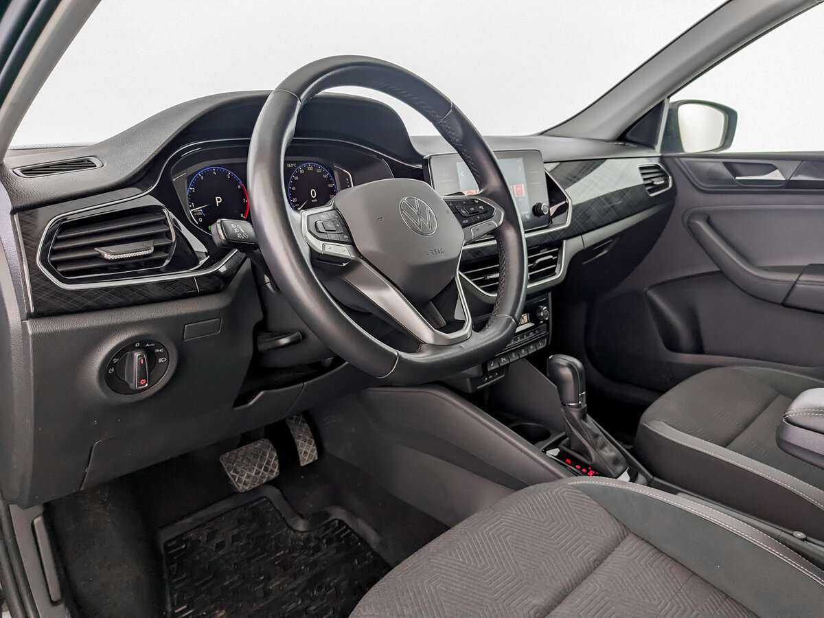 Volkswagen Polo б/у, 2022, Роботизированная. Фото: #13