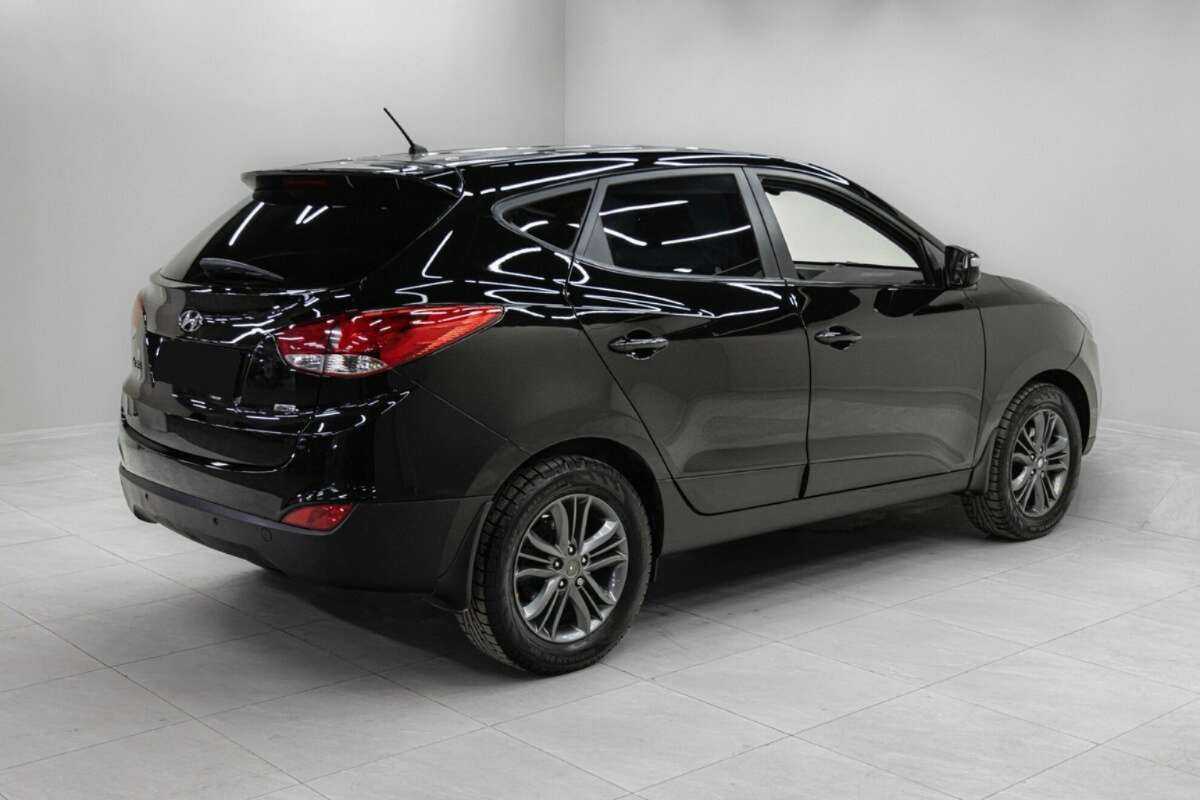 Hyundai ix35 б/у, 2014, Автоматическая. Фото: #2