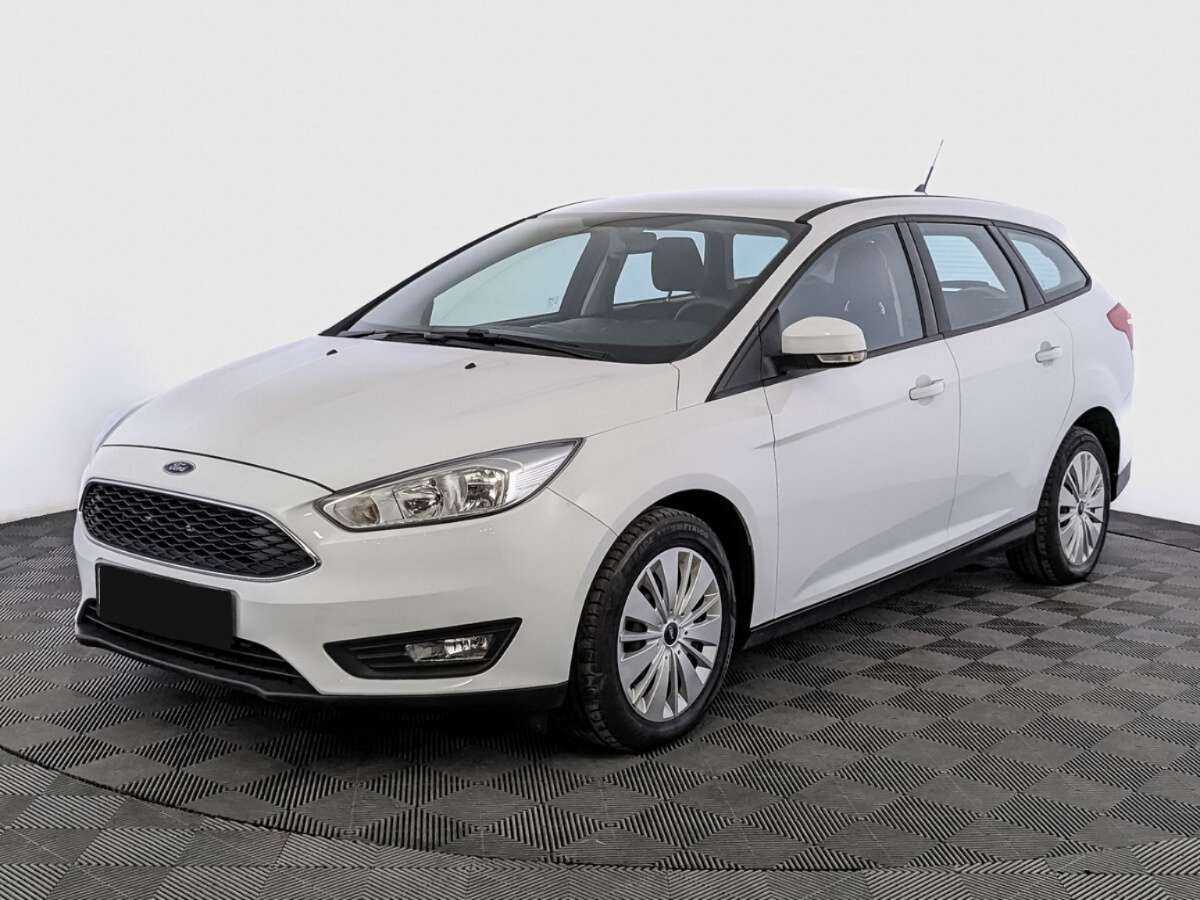 Ford Focus б/у, 2018, Роботизированная. Посмотреть фото