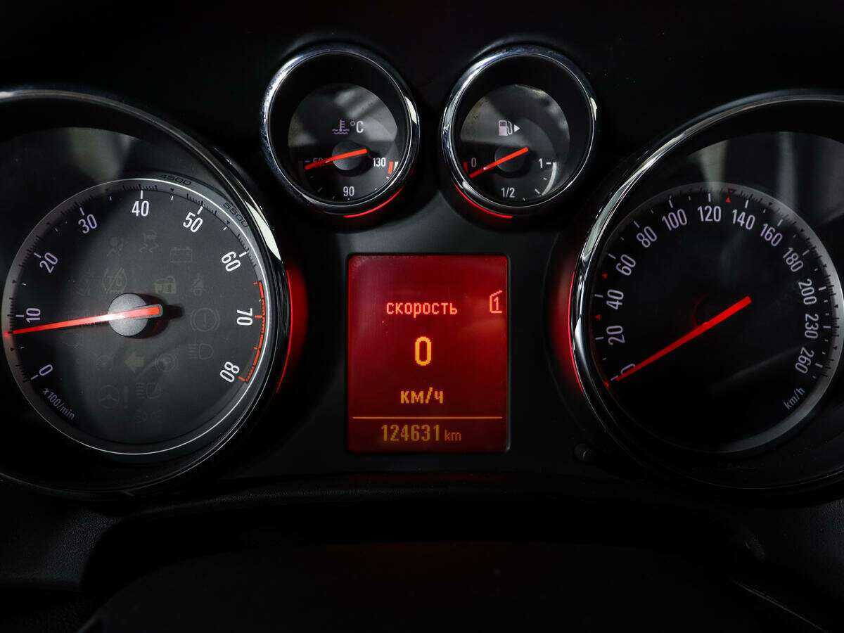 Opel Astra б/у, 2014, Механическая. Фото: #10