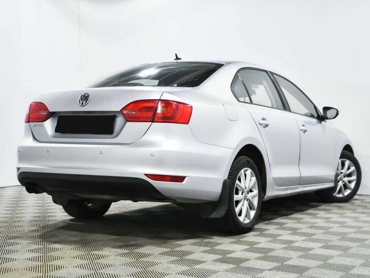 Volkswagen Jetta б/у, 2012, Механическая. Фото: #3