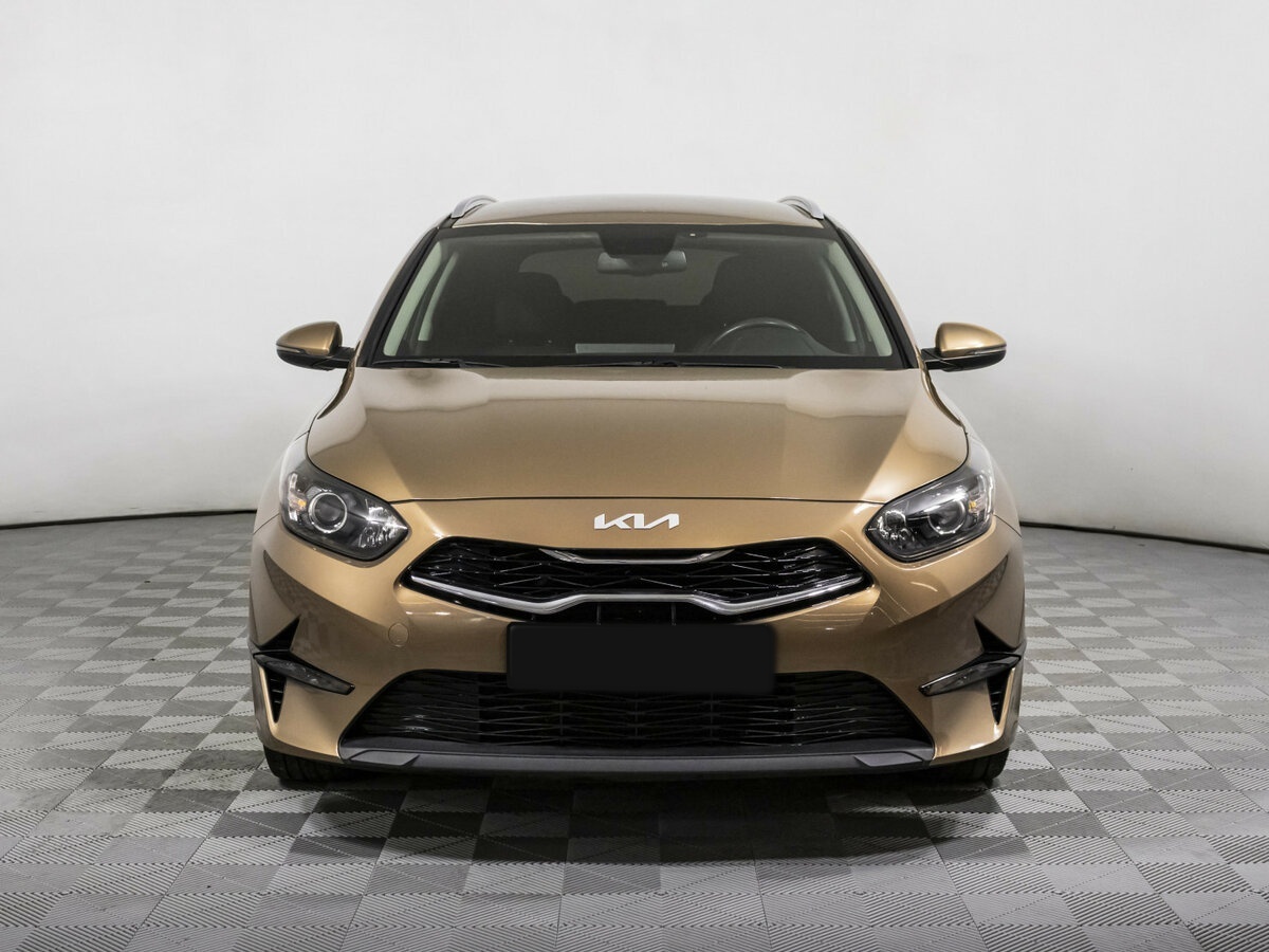 Kia Ceed б/у, 2022, Автоматическая. Фото: #1