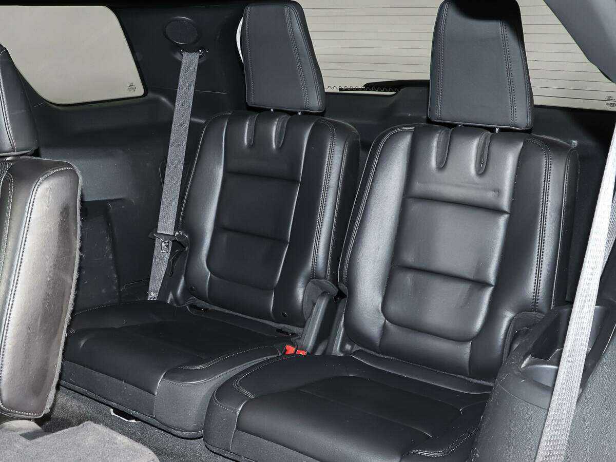 Ford Explorer б/у, 2012, Автоматическая. Фото: #12