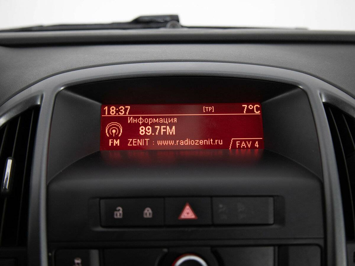 Opel Astra б/у, 2012, Автоматическая. Фото: #9