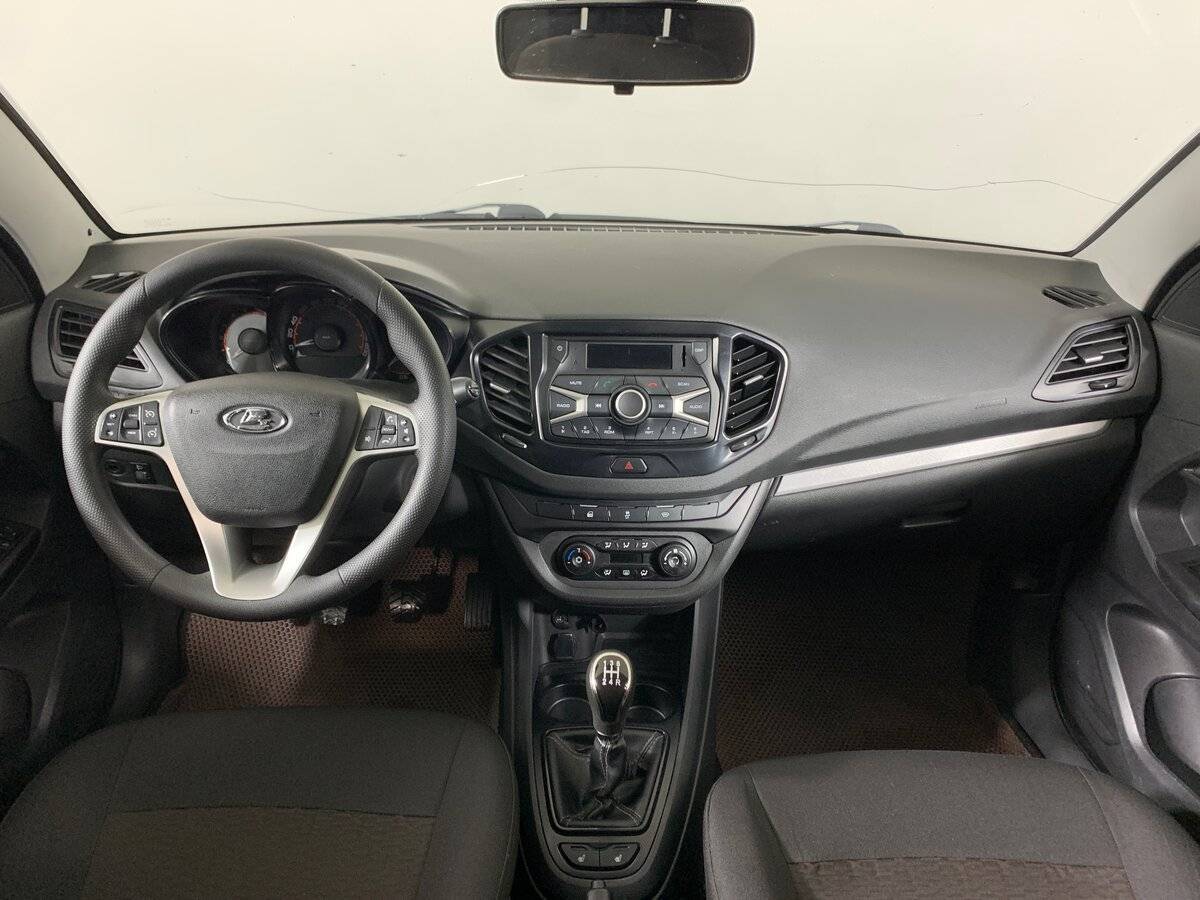 Lada (ВАЗ) Vesta б/у, 2018, Механическая. Фото: #11