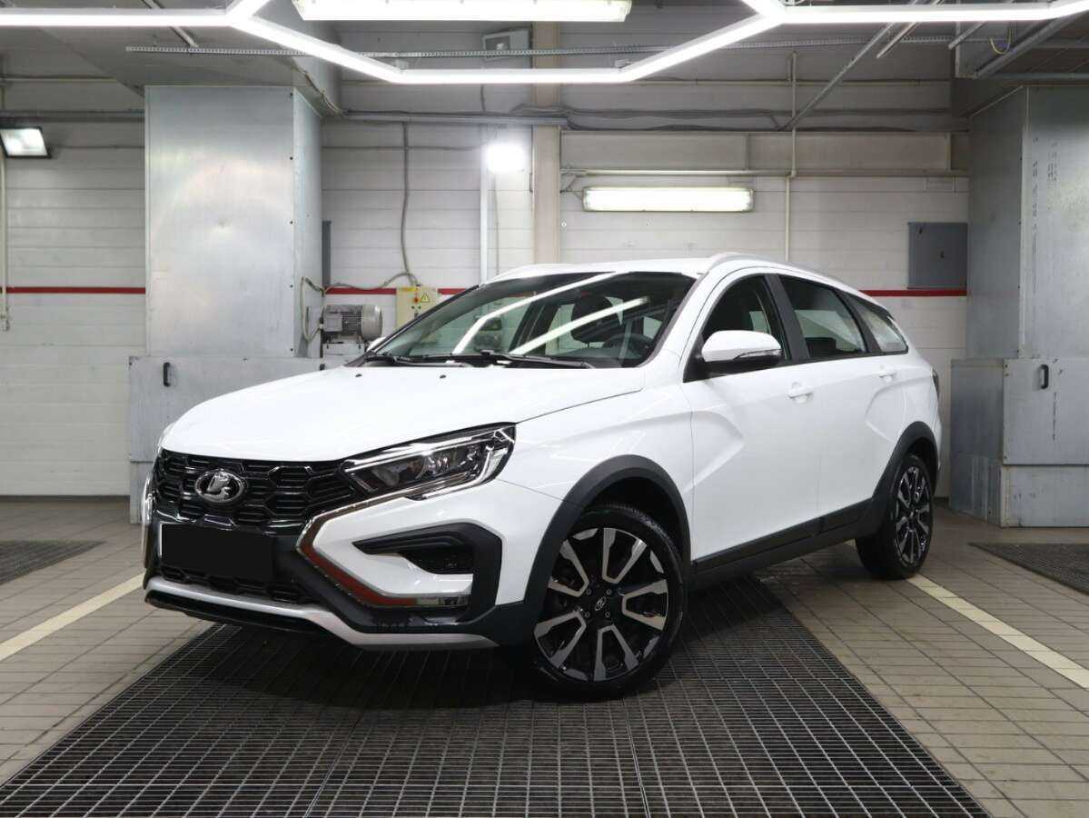 Lada (ВАЗ) Vesta б/у, 2023, Механическая. Посмотреть фото