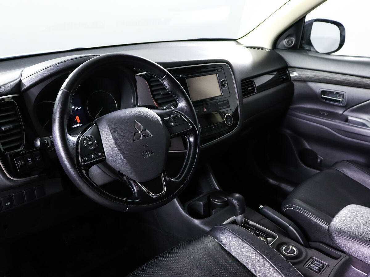 Mitsubishi Outlander б/у, 2016, Вариатор. Фото: #12