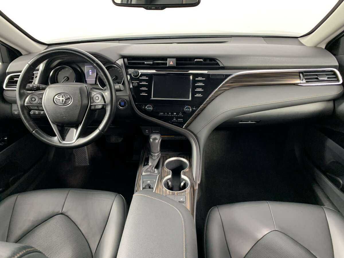 Toyota Camry б/у, 2019, Автоматическая. Фото: #11