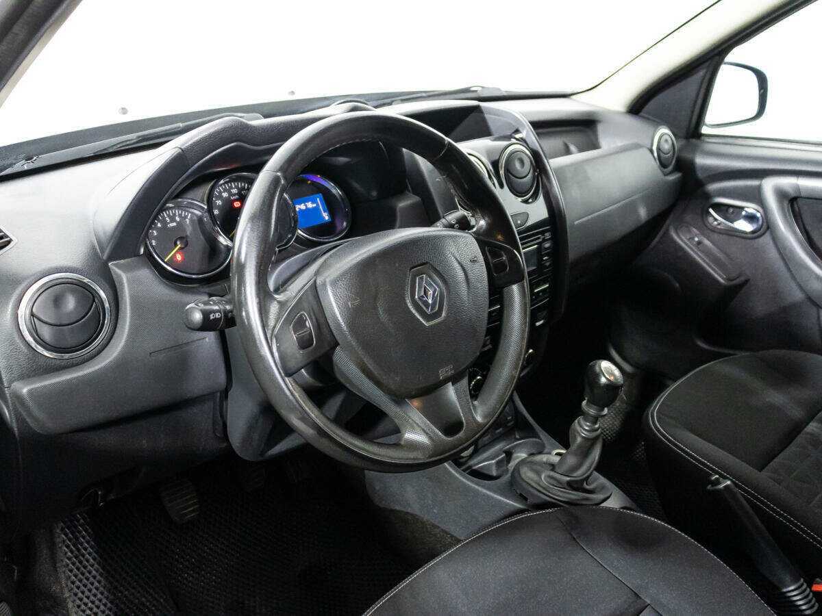 Renault Duster б/у, 2016, Механическая. Фото: #10