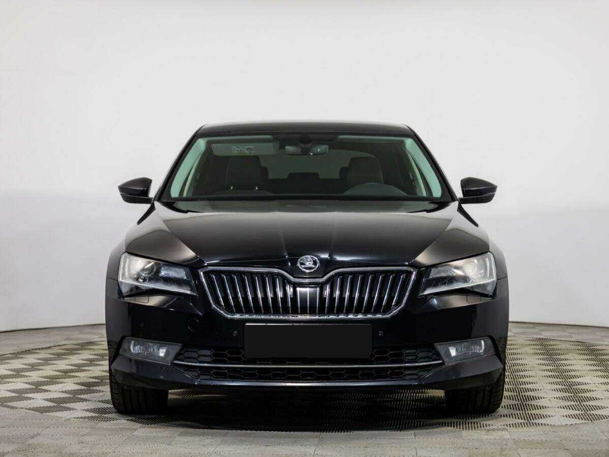 Skoda Superb б/у, 2016, Роботизированная. Фото: #0