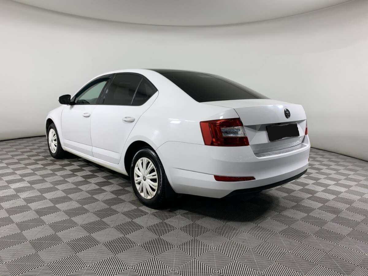 Skoda Octavia б/у, 2014, Механическая. Фото: #6