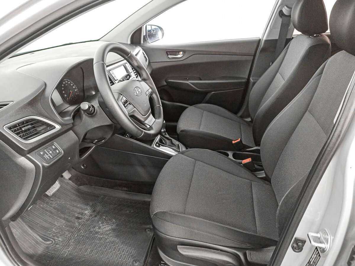 Hyundai Solaris б/у, 2017, Автоматическая. Фото: #13