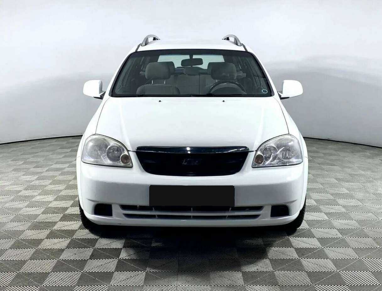 Chevrolet Lacetti б/у, 2012, Механическая. Фото: #1