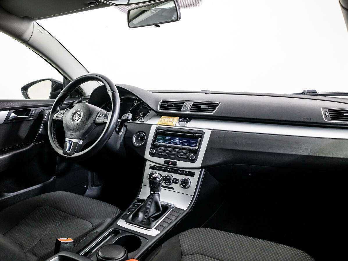 Volkswagen Passat б/у, 2013, Механическая. Фото: #6