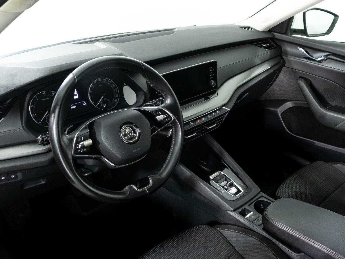 Skoda Octavia б/у, 2021, Автоматическая. Фото: #8