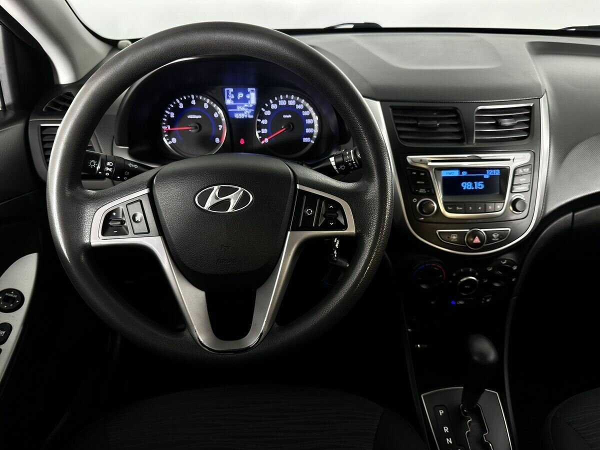 Hyundai Solaris б/у, 2015, Автоматическая. Фото: #9