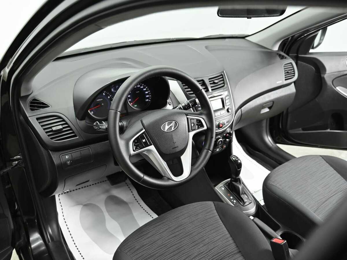 Hyundai Solaris б/у, 2015, Автоматическая. Фото: #5