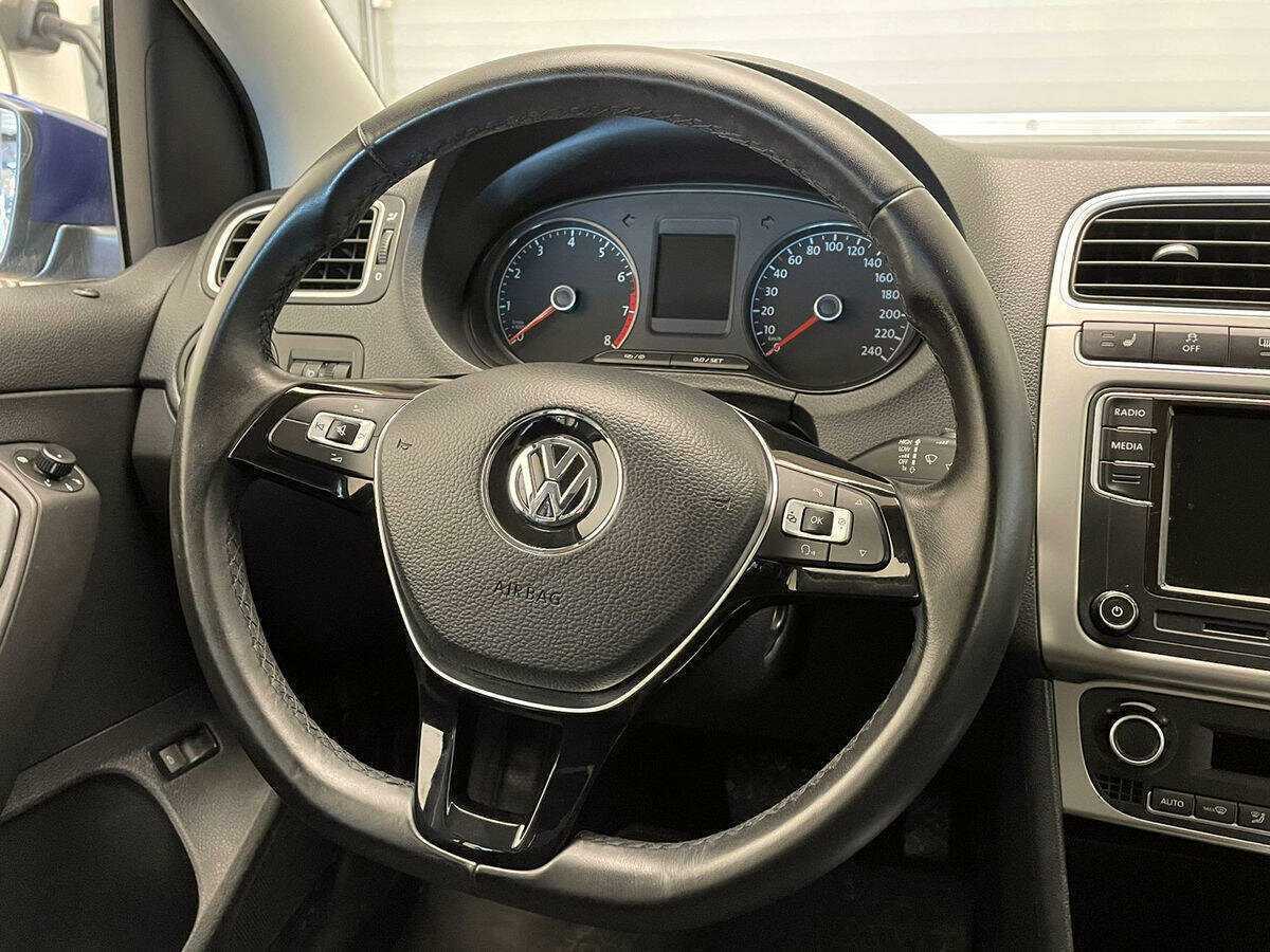 Volkswagen Polo б/у, 2018, Автоматическая. Фото: #9