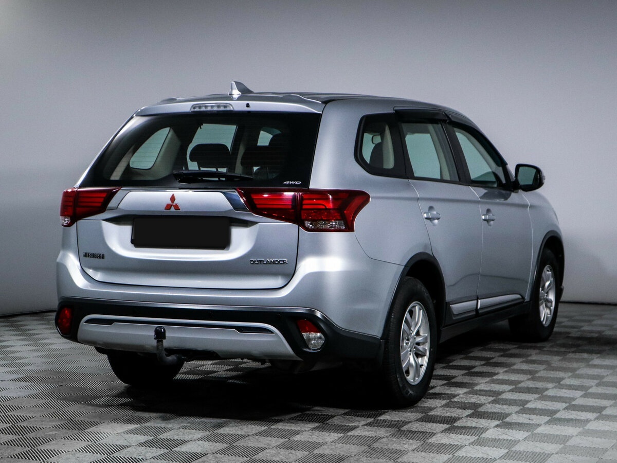 Mitsubishi Outlander б/у, 2019, Вариатор. Фото: #4