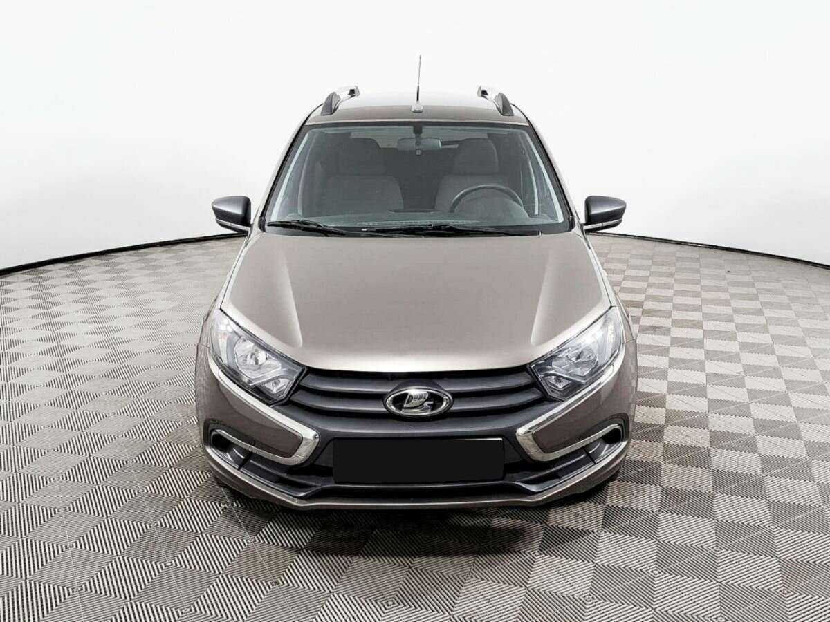 Lada (ВАЗ) Granta б/у, 2020, Механическая. Фото: #1