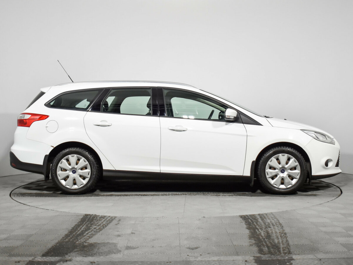 Ford Focus б/у, 2014, Механическая. Фото: #3