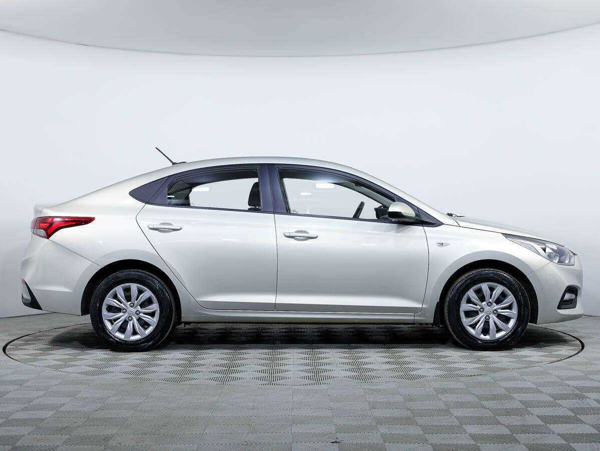 Hyundai Solaris б/у, 2019, Автоматическая. Фото: #2