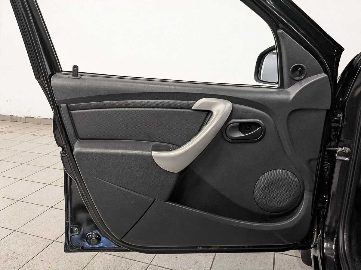 Renault Sandero б/у, 2012, Автоматическая. Фото: #18