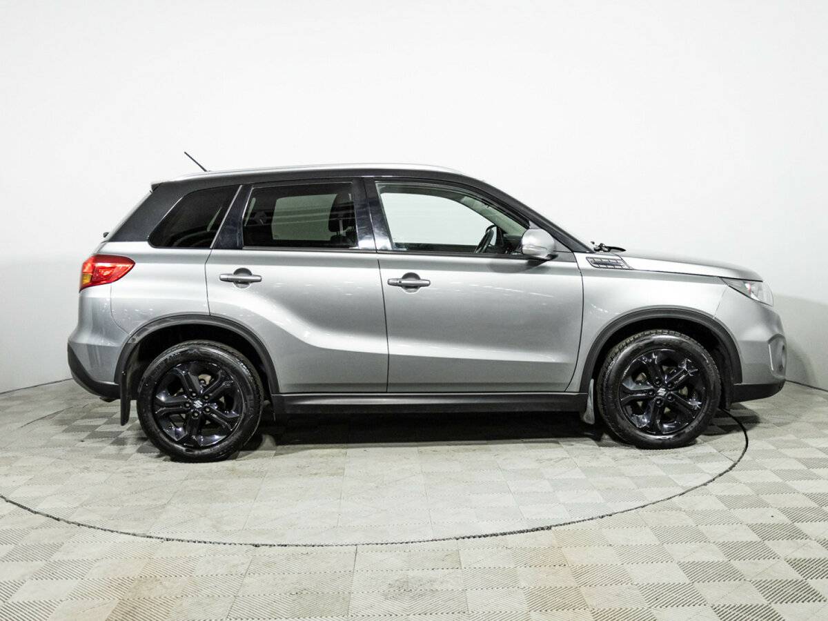 Suzuki Vitara б/у, 2018, Автоматическая. Фото: #3