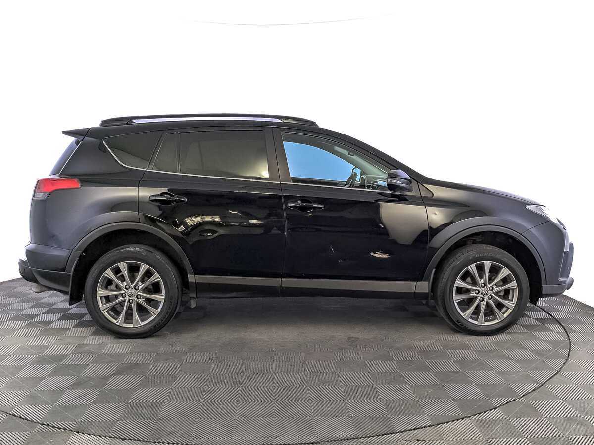 Toyota RAV4 б/у, 2017, Автоматическая. Фото: #3