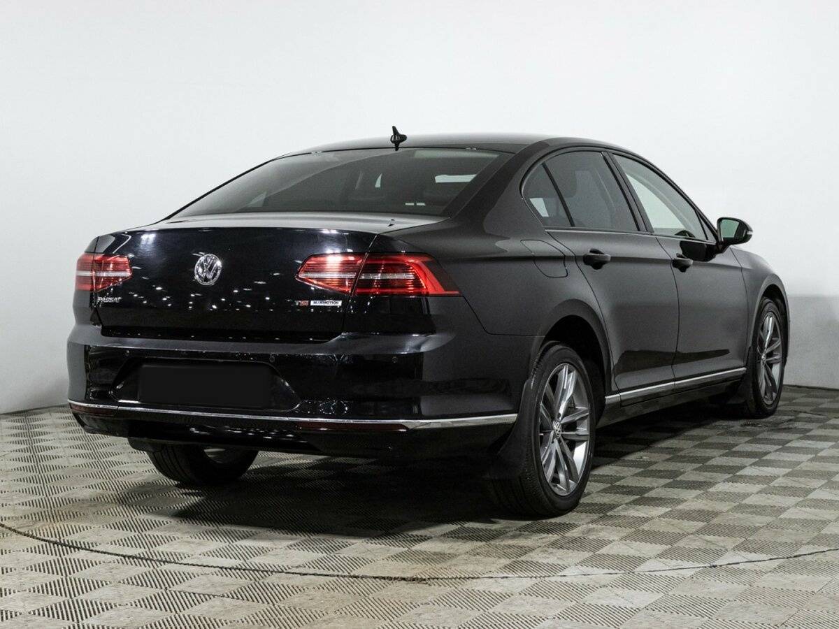 Volkswagen Passat б/у, 2016, Роботизированная. Фото: #4