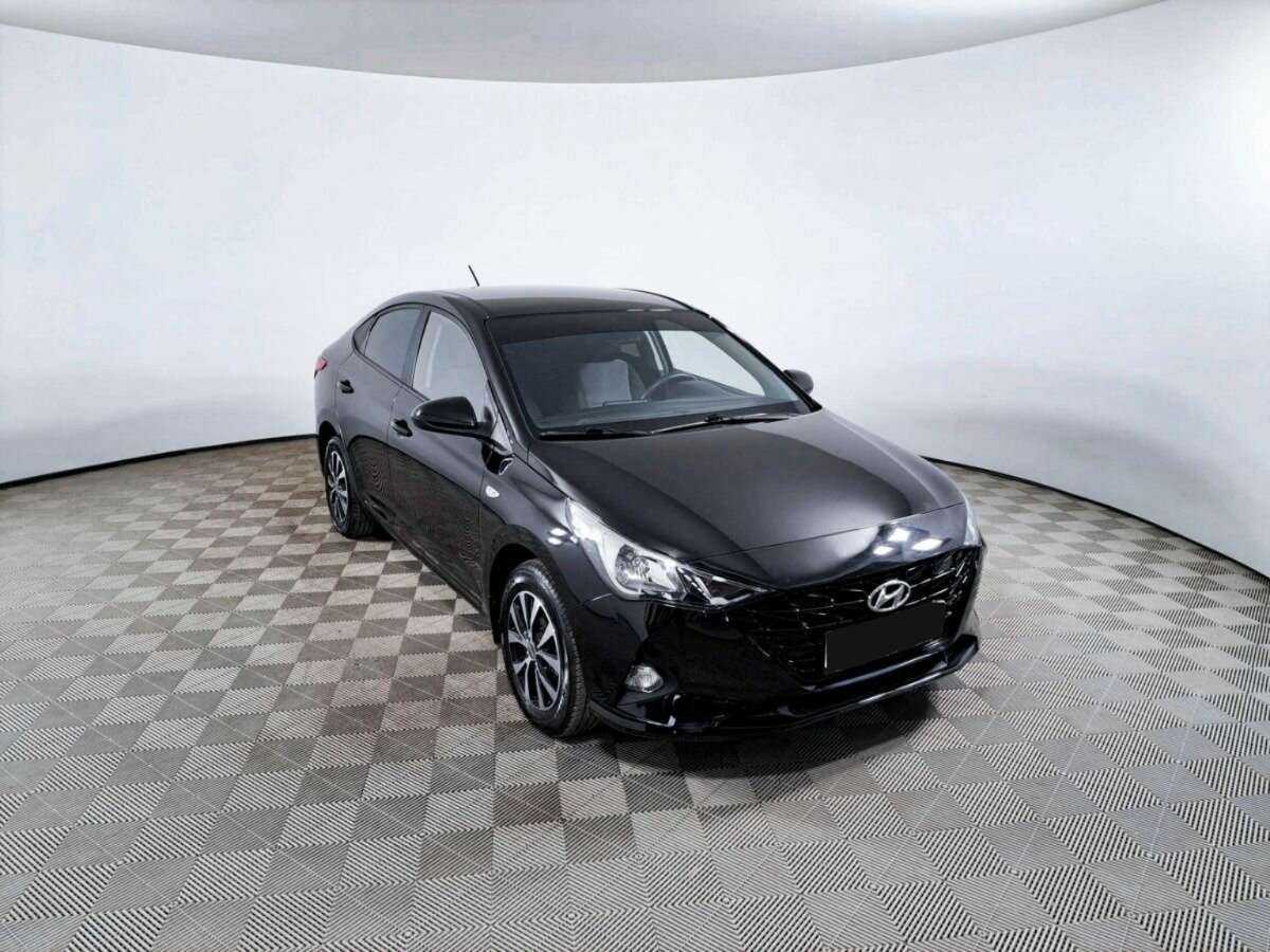 Hyundai Solaris б/у, 2022, Автоматическая. Фото: #2